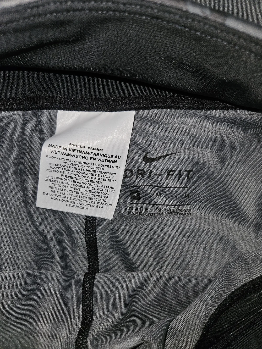 Nike Dri-FIT Women's Capri Leggings Geometric Abstract Print Black Gray M